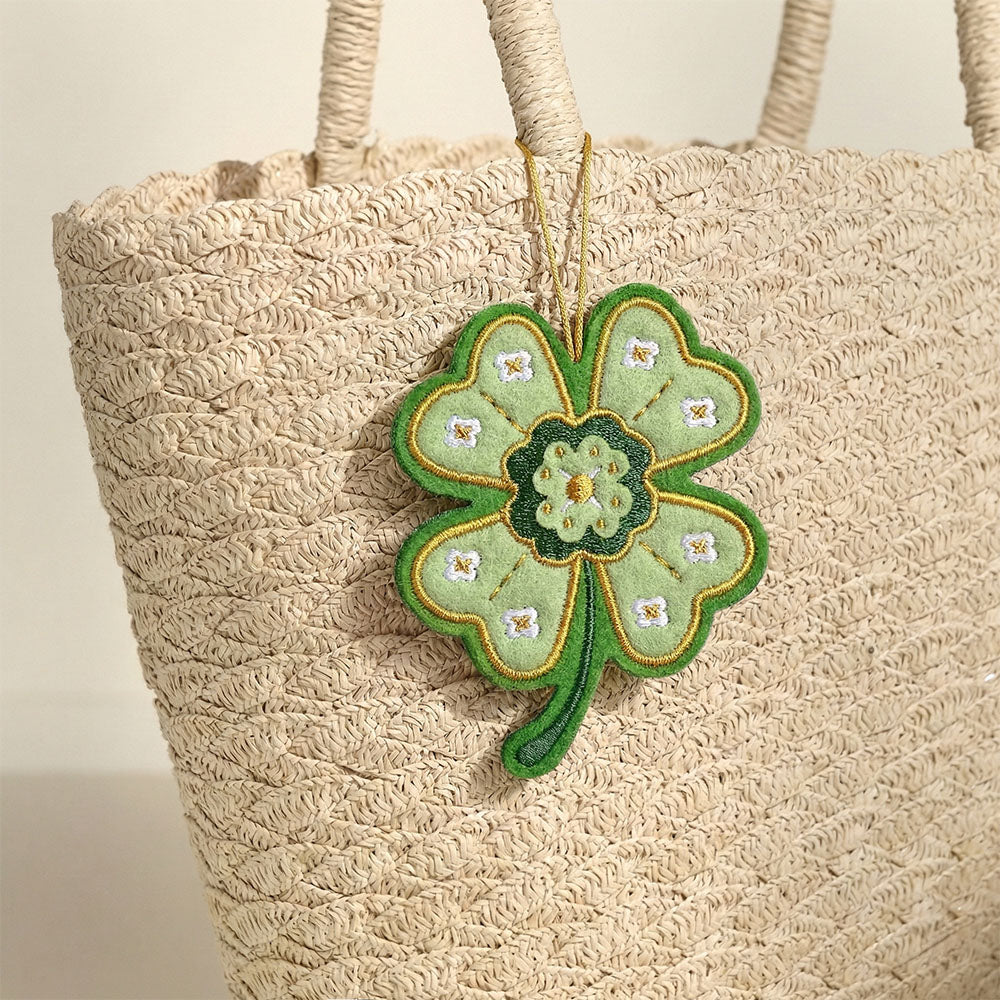 Lucky Clover HeartFelt Charm Card™