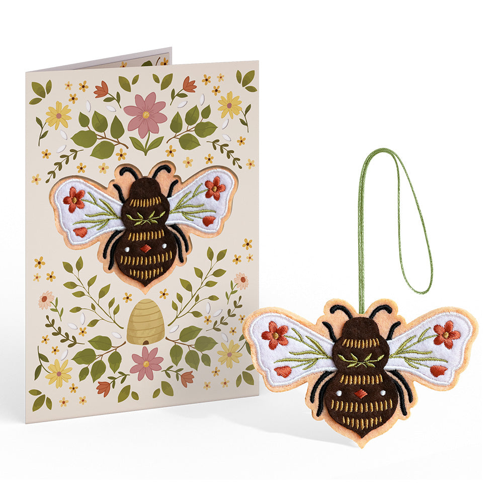 Botanical Bee HeartFelt Charm Card™