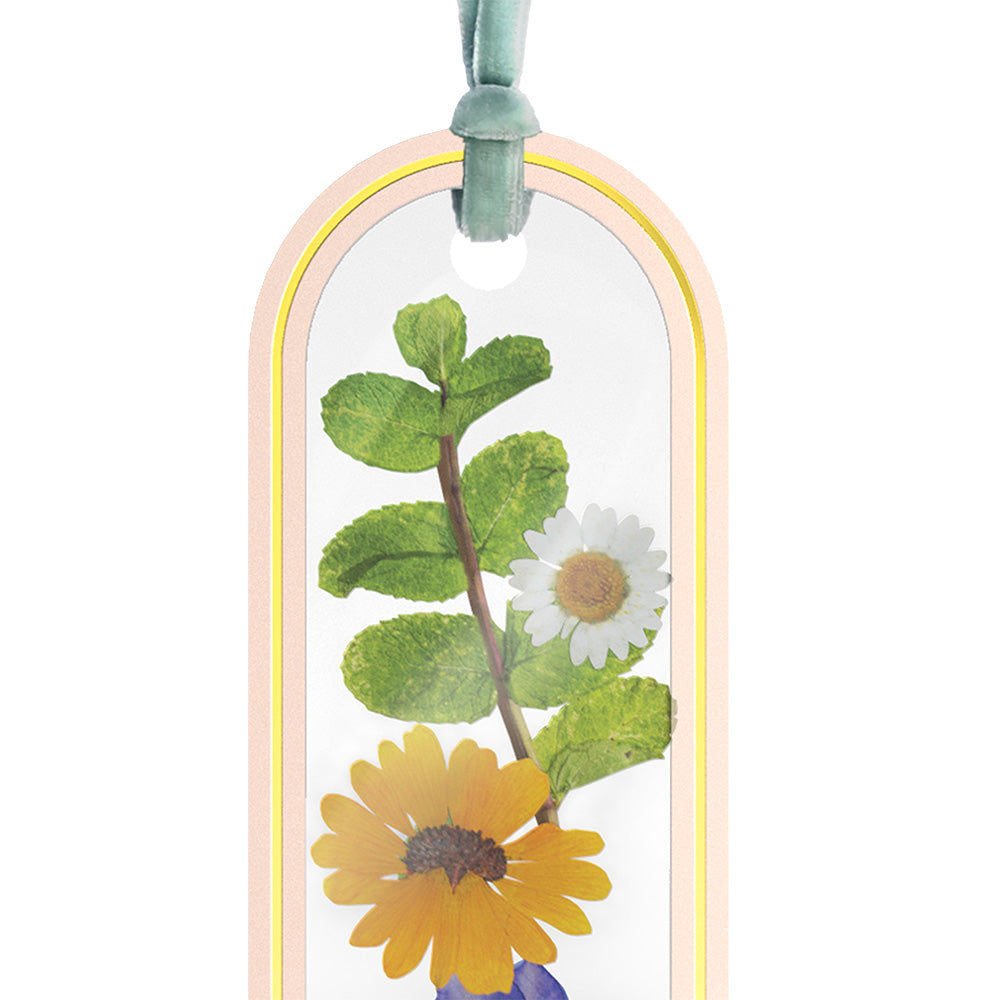 Summer Stories Petal Pressed™ Bookmark Card