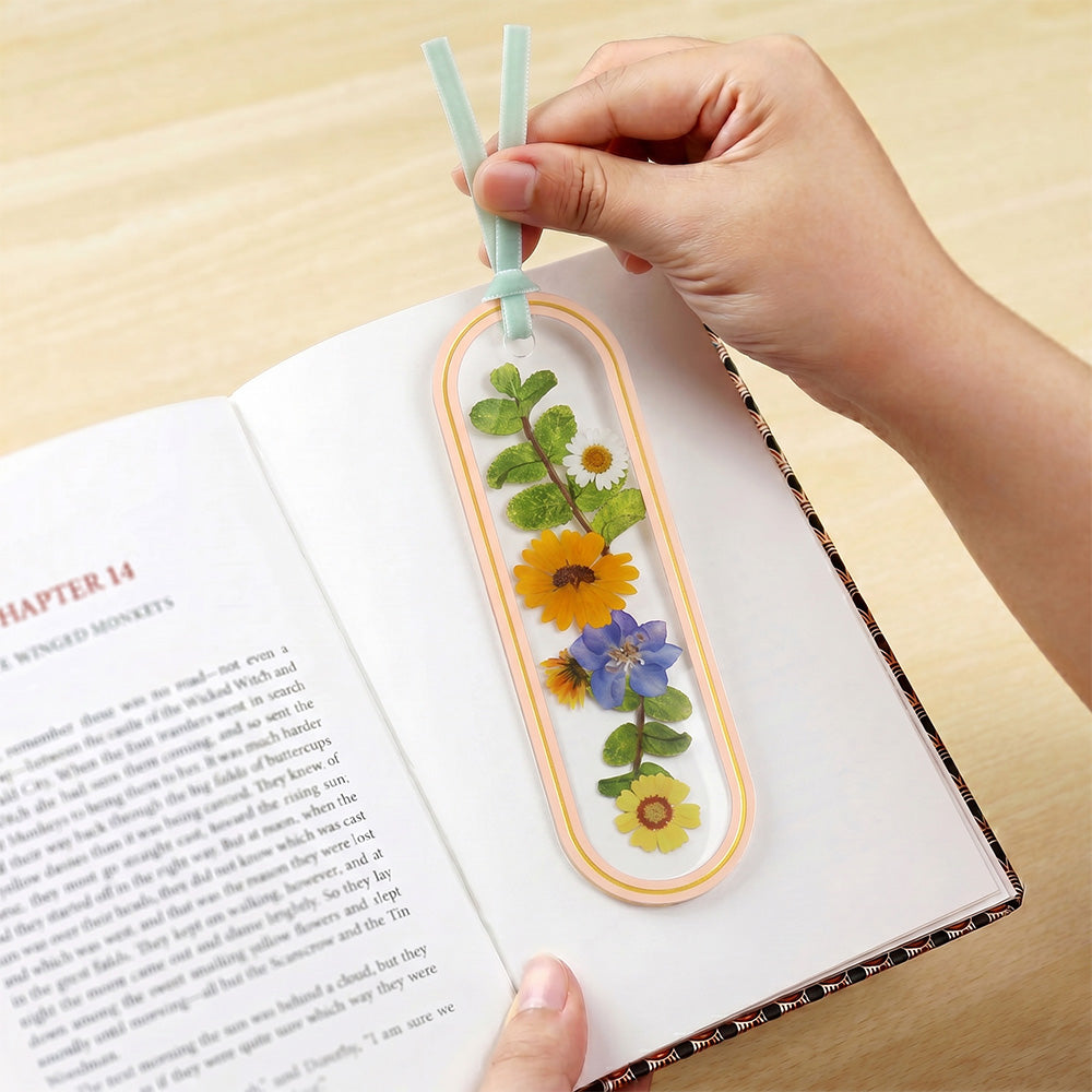 Summer Stories Petal Pressed™ Bookmark Card