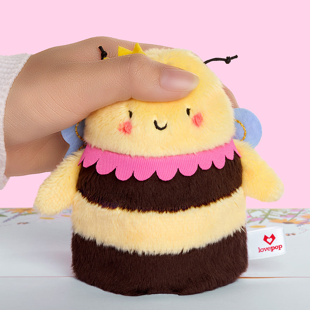 'Bee-u-tiful Mom' Queen Bee Plushpop Card
