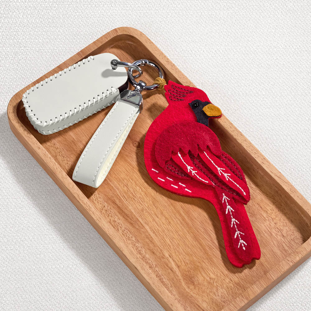 Cheerful Cardinal HeartFelt Charm Card™