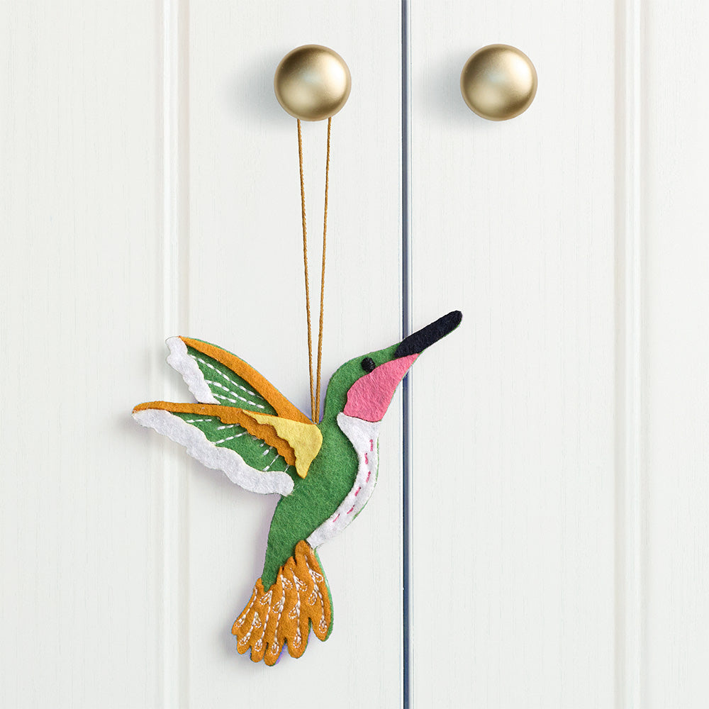 Serene Hummingbird HeartFelt Charm Card™