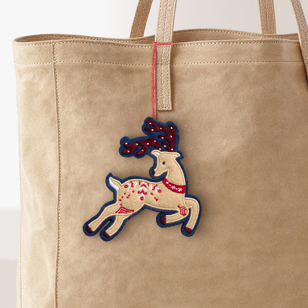 Prancing Reindeer HeartFelt Charm Card™