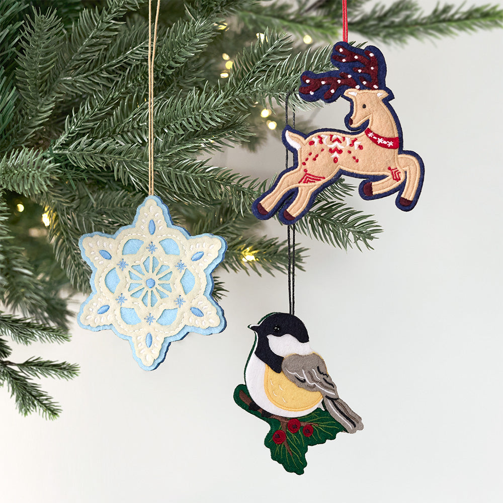 Winter HeartFelt Charm Card™ 3-Pack
