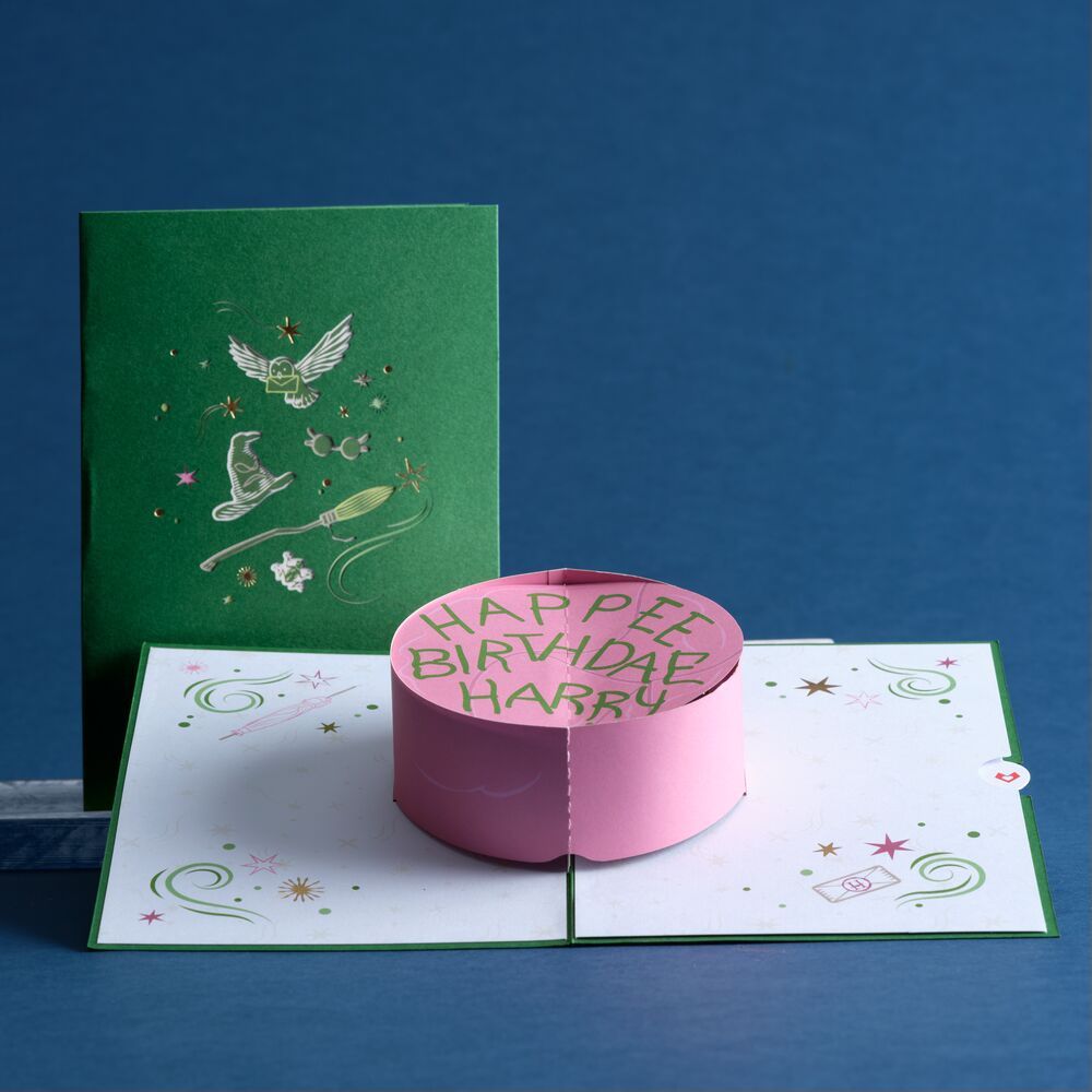 Harry Potter™ Happee Birthdae Cake Pop-Up Card